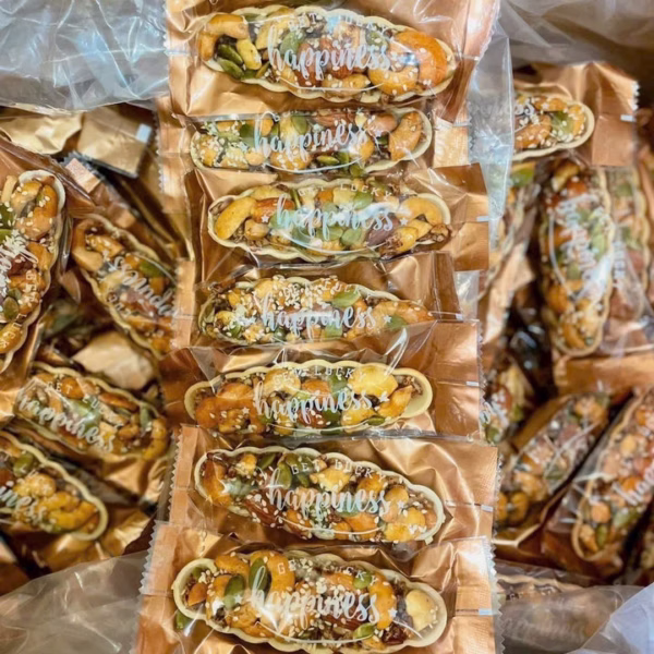 1Kg Hoặc 500G Bánh Thuyền Mix Hạt Dinh Dưỡng Cao Cấp - Minh Ngọc