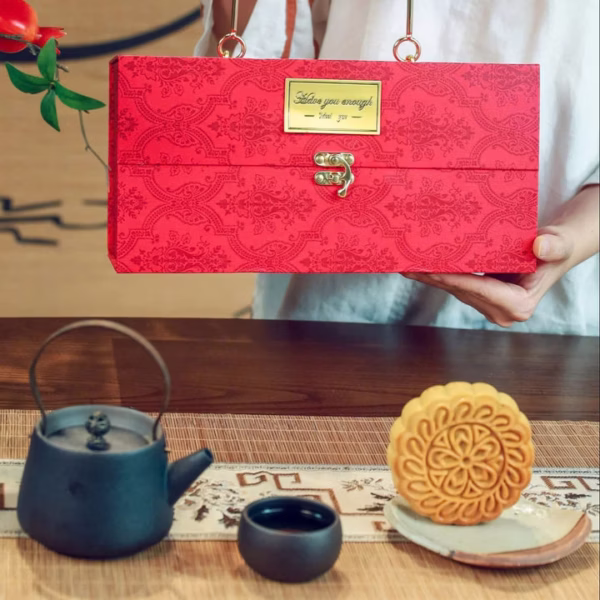 Hộp Bánh Trung Thu Truyền Thống - Quà Biếu Sang Trọng, Thâm Tình Mùa Trăng Rằm - Sương Mai - Hộp 4 Bánh