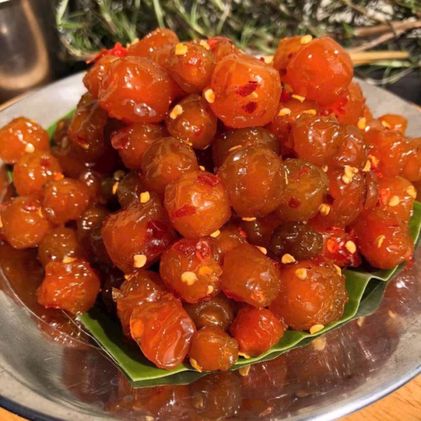 Mận Khía Lắc Muối Ớt: 3 Vị Mặn-Ngọt-Cay, Ăn Là Mê 500G - Winnie House