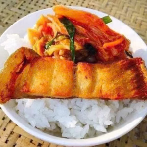 Khô Cá Dứa Phi Lê – Ăn Là Mê, Chiên Là Ngon 500G - Winnie House