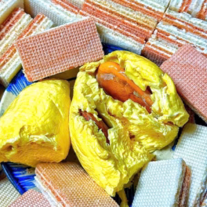 Bánh Xốp Sầu Riêng Tươi – Món Ăn Vặt Của Ký Ức 500G - Winnie House