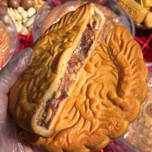 Bánh Trung Thu Chay – Vị Ngon Thanh Tịnh, Quà Biếu Cao Cấp 580G - Winnie House