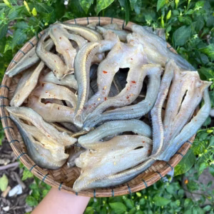 Khô Cá Lóc Non Xẻ Hàng Vừa Ăn Bao Ngon 500G - Winnie House