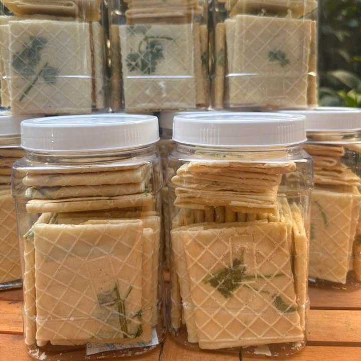 Bánh Kẹp Ngò Trắng Nhân Bơ Đậu Phộng Thơm Ngon 300G - Winnie House - Ảnh 7