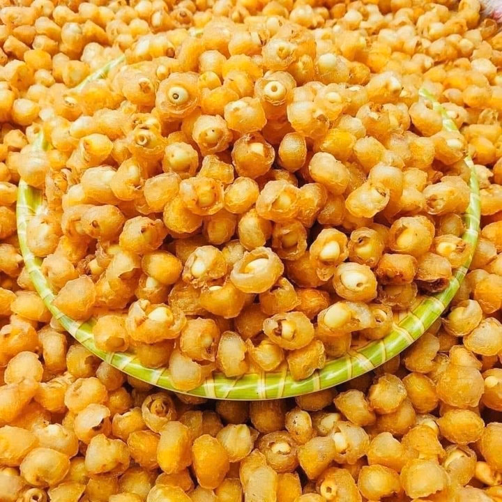 Long Nhãn Ôm Hạt Sen Siêu Ngon Lạ Miệng 350G - Winnie House