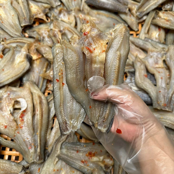 Khô Cá Lóc Non Xẻ Hàng Vừa Ăn Bao Ngon 500G - Winnie House - Ảnh 8