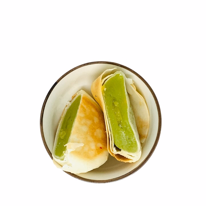 Bánh Pía Dừa Nhân Đậu Xanh Cơm Dừa Lá Dứa Xay Nhuyễn 300G - Tinhphat - Ảnh 5