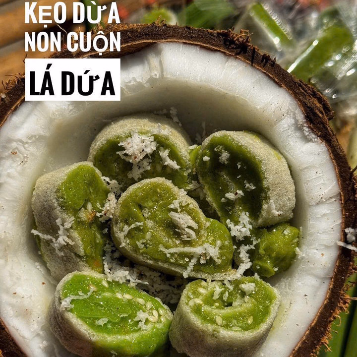 Kẹo Dừa Non Cuộn Lá Dứa Miền Tây - Béo Ngậy Ngất, Ăn Là Mê 500G - Winnie House - Ảnh 3