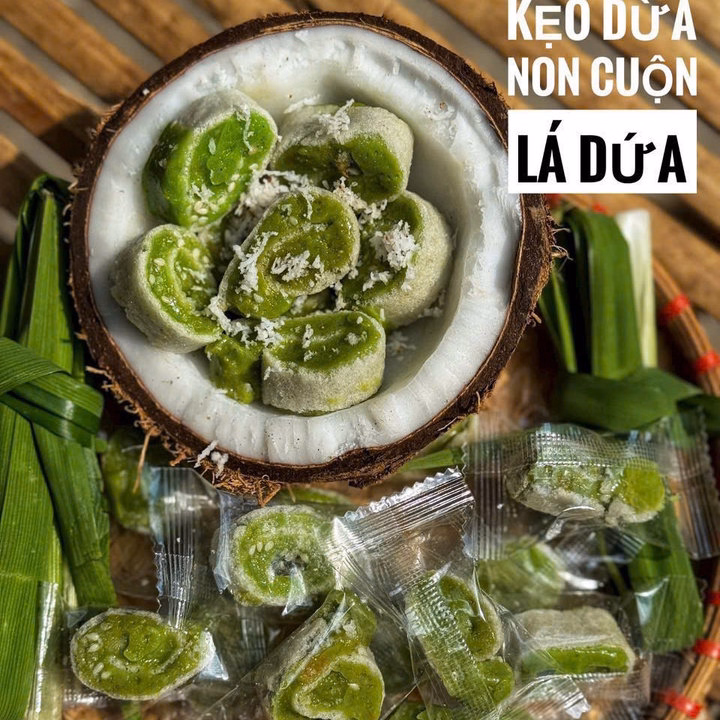Kẹo Dừa Non Cuộn Lá Dứa Miền Tây - Béo Ngậy Ngất, Ăn Là Mê 500G - Winnie House - Ảnh 2
