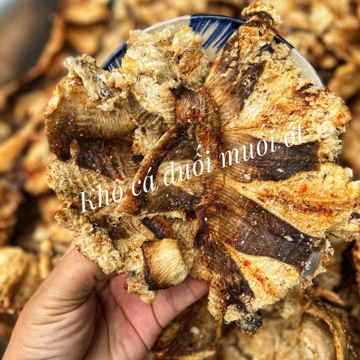 Khô Cá Đuối Muối Ớt Chấm Mắm Me 330G - Winnie House - Ảnh 4