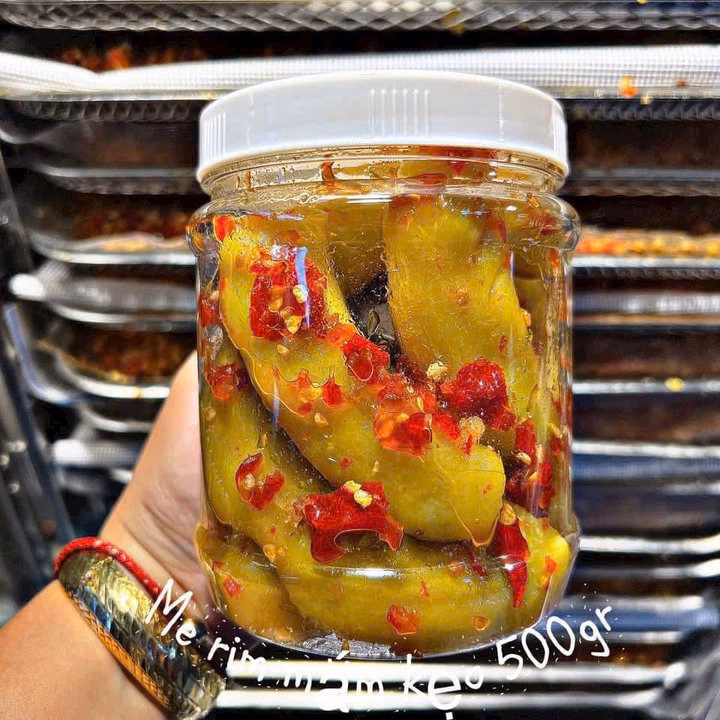 Me Giòn Rim Mắm Kẹo: Chua Cay "Bá Cháy", Ăn Là Mê 500G - Winnie House - Ảnh 3