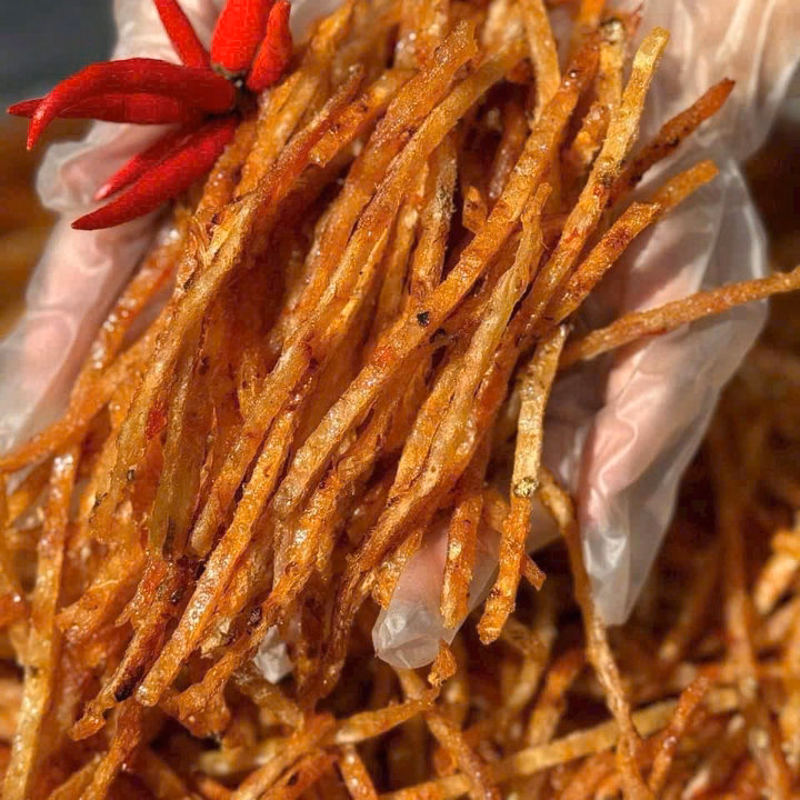 Cá Thiều Que Sốt Cay: Món Ăn Vặt Lý Tưởng - Nhâm Nhi "Hết Sảy" 250G - Winnie House - Ảnh 2