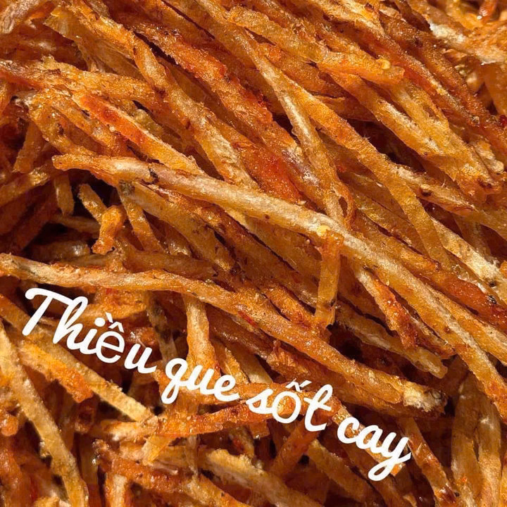 Cá Thiều Que Sốt Cay: Món Ăn Vặt Lý Tưởng - Nhâm Nhi "Hết Sảy" 250G - Winnie House