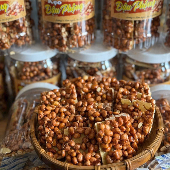 Kẹo Đậu Phộng Bến Tre: Món Quà Ý Nghĩa, Đậm Chất Miền Tây 500G - Winnie House - Ảnh 4
