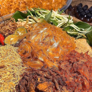 Set Bánh Dẻo Sợi Tôm Khô Bò Thập Cẩm 400G - Winnie House