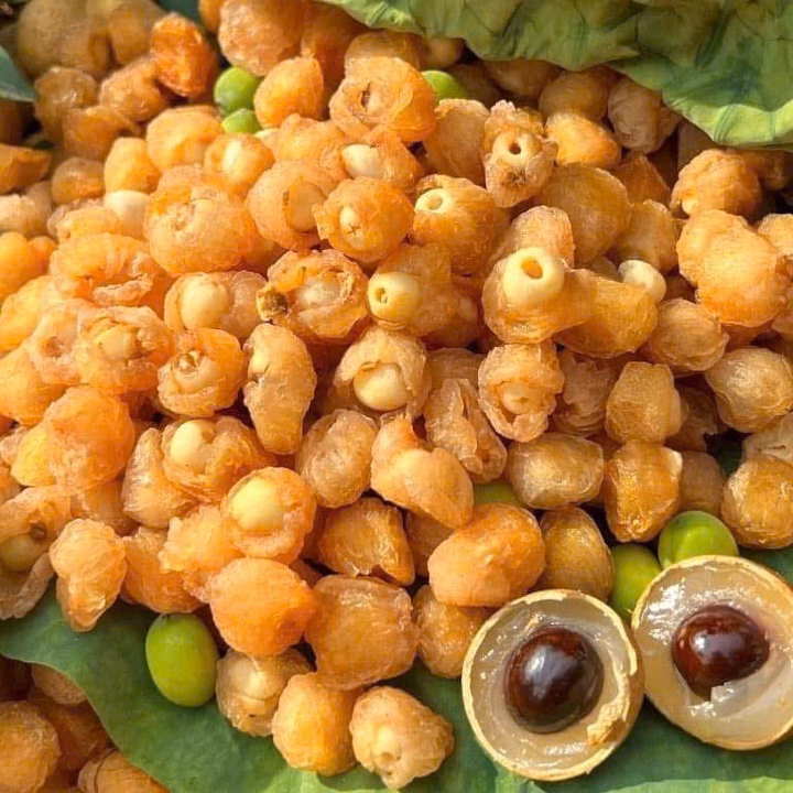 Long Nhãn Ôm Sen - Món Quà Sức Khỏe, Đậm Đà Hương Vị Truyền Thống 300G - Winnie House - Ảnh 4