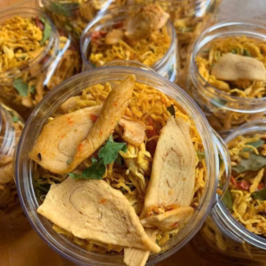 Tai Heo Sốt Mắm Bơ Lắc Khô Gà – Giòn Tan, Đậm Đà 350G - Winnie House