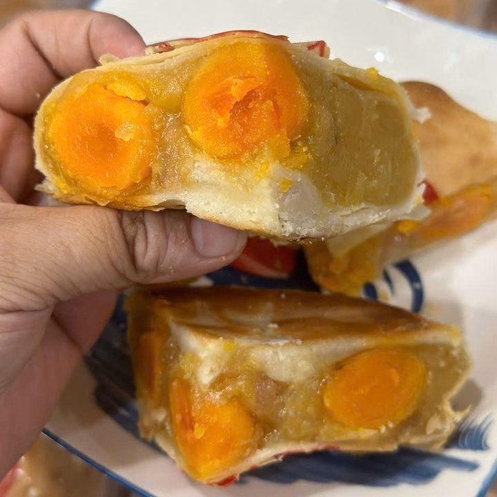 Bánh Pía Đậu Xanh Sầu Riêng 8 Trứng - Hương Vị "Gây Nghiện" 600G - Winnie House - Ảnh 8