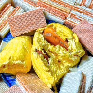 Bánh Xốp Sầu Riêng Tươi – Món Ăn Vặt Của Ký Ức 500G - Winnie House