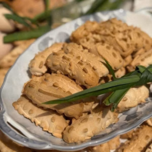 Bánh Men Gai Sữa Giòn Béo Vị Sữa Dừa 200G - Winnie House