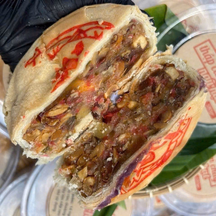 Bánh Pía Chay Ngũ Phúc Lâm Môn – May Mắn & An Lành 580G - Winnie House - Ảnh 3