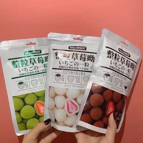 Socola Bọc Dâu Tây Sấy Lạnh Gói 60Gram Vị Sô Cô La Truyền Thống / Sữa / Trà Xanh/Hoa Hồng - Minh Ngọc - Ảnh 2