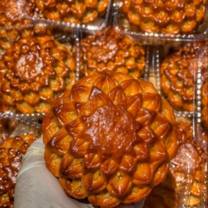 Bánh Trung Thu Thập Cẩm Gà Quay Thượng Hạng Quanh Năm - Winnie House