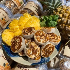 Kẹo Khóm Cuộn Đặc Sản Miền Tây 500G - Winnie House